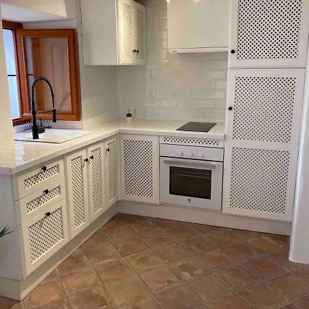 Bodega Millantu A Cozy Cómpeta